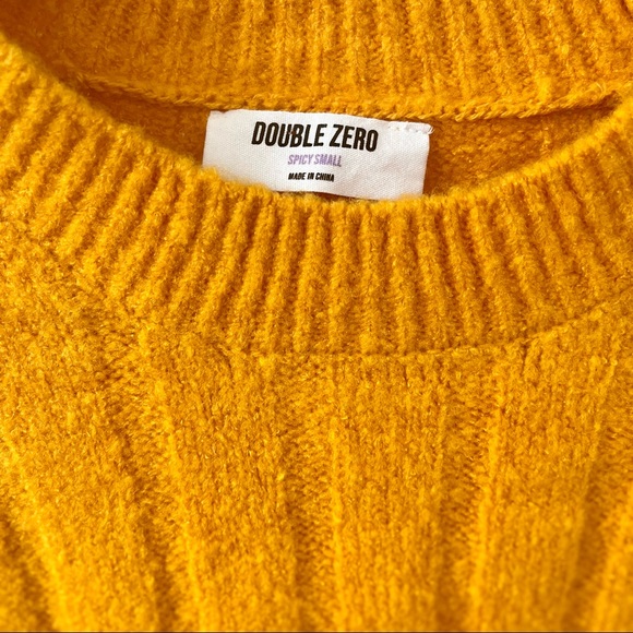 NWOT Double Zero raw hem mustard sweater - Picture 4 of 4